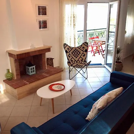 Mola Kassandra 2 Holiday home *
